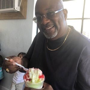 Meet your Posher, Carl